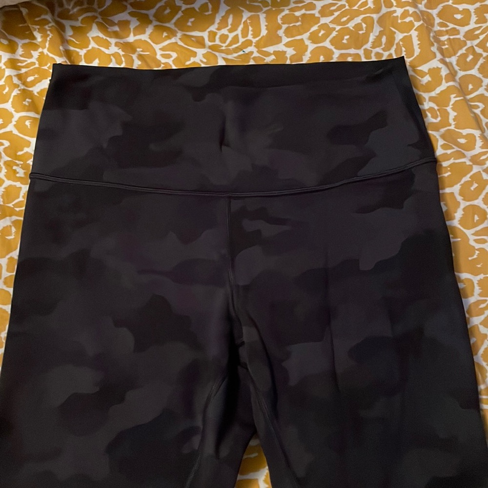 Black camo capri lululemon leggings. Super comfy like new
